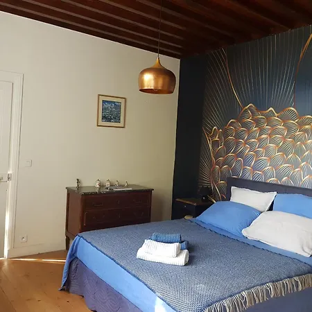 Villa Colin, la tête dans les bois, à deux pas de la mer, classée 4 étoiles-2
